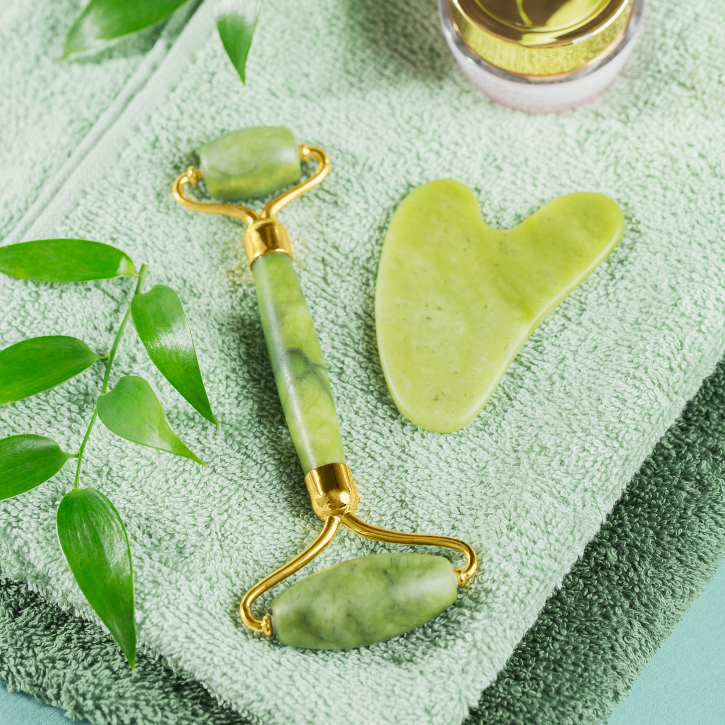 0318 Gua Sha Stone & Anti-Aging Jade Roller Massager Set – Natural Face Skincare Tool for Glowing Skin & Wrinkle Reduction